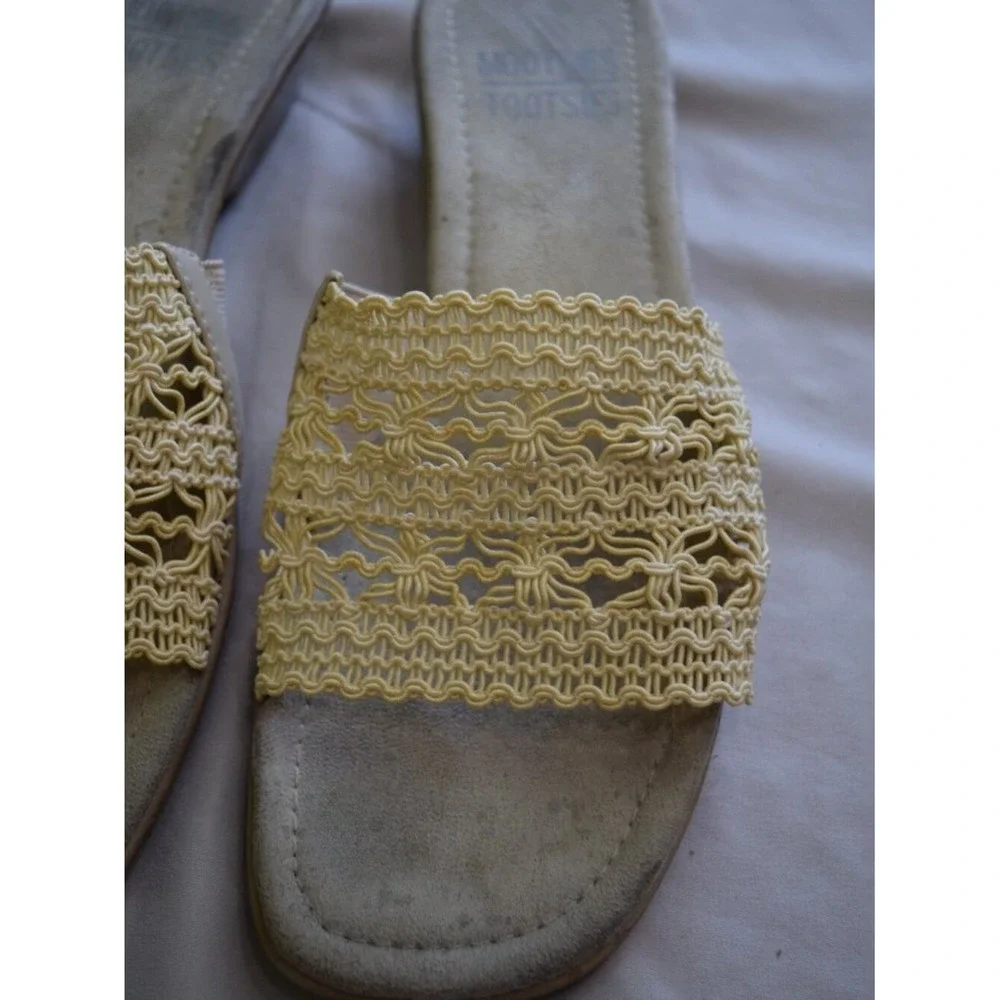 Mootsies Tootsies Yellow Lacy Crochet Sandals Sz 8.5 Indie Dainty Feminine Fairy